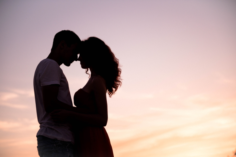 Expert Advice on Emotional Intimacy – Strengthen Your Relationship