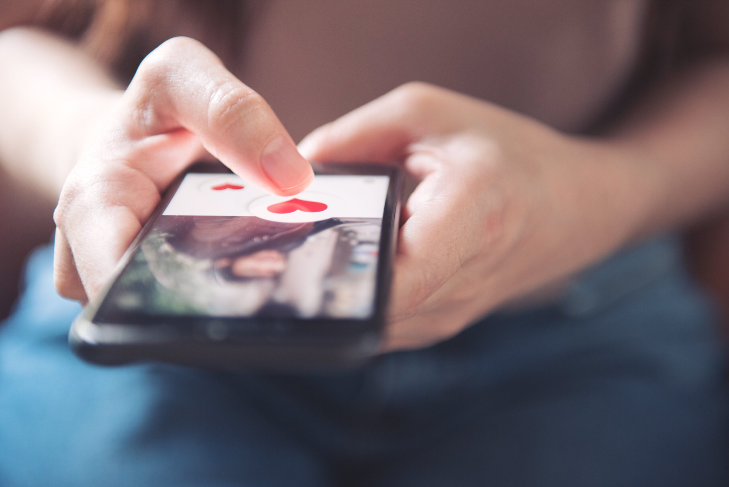 How India’s Sex Habits Are Evolving: Trends You Need to Know 9 Rise of Dating Apps and Hookup Culture