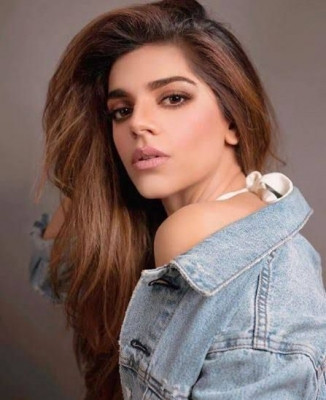 Top 20 Stunning Pakistani TV Actresses You Must Know 21 image